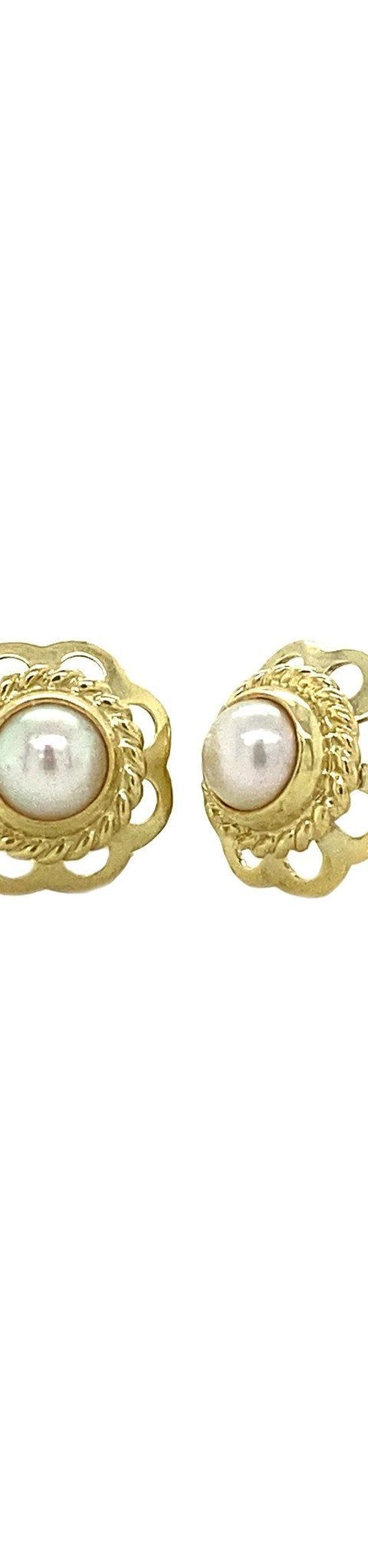 Vintage 14K Gold Stud Earrings with Pearl